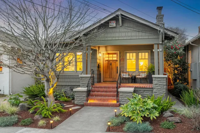 $995,000 | 390 50th Street, Oakland, CA 94609