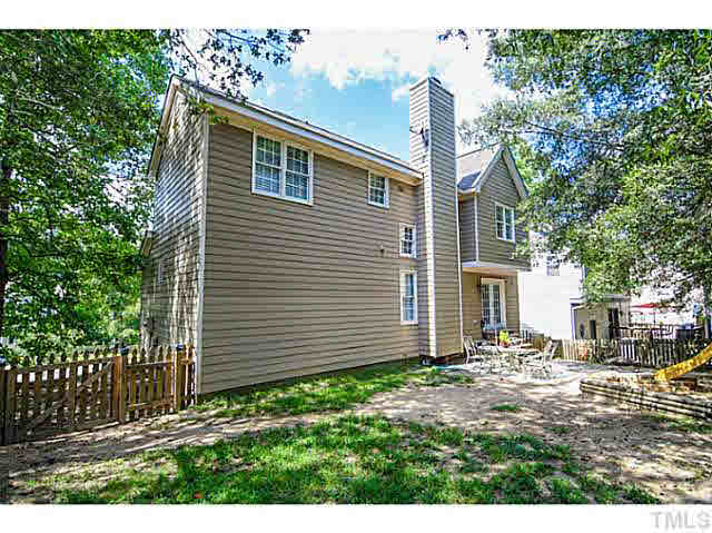612 Thistlegate Trail Raleigh, NC 27610 - Photo 22 of 24 Gallery Image 22