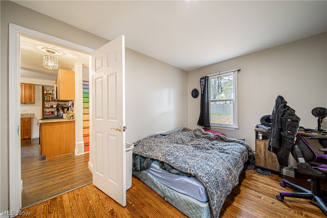 1107 Castleton Road Cleveland Heights, OH 44121 - Photo 13 of 31