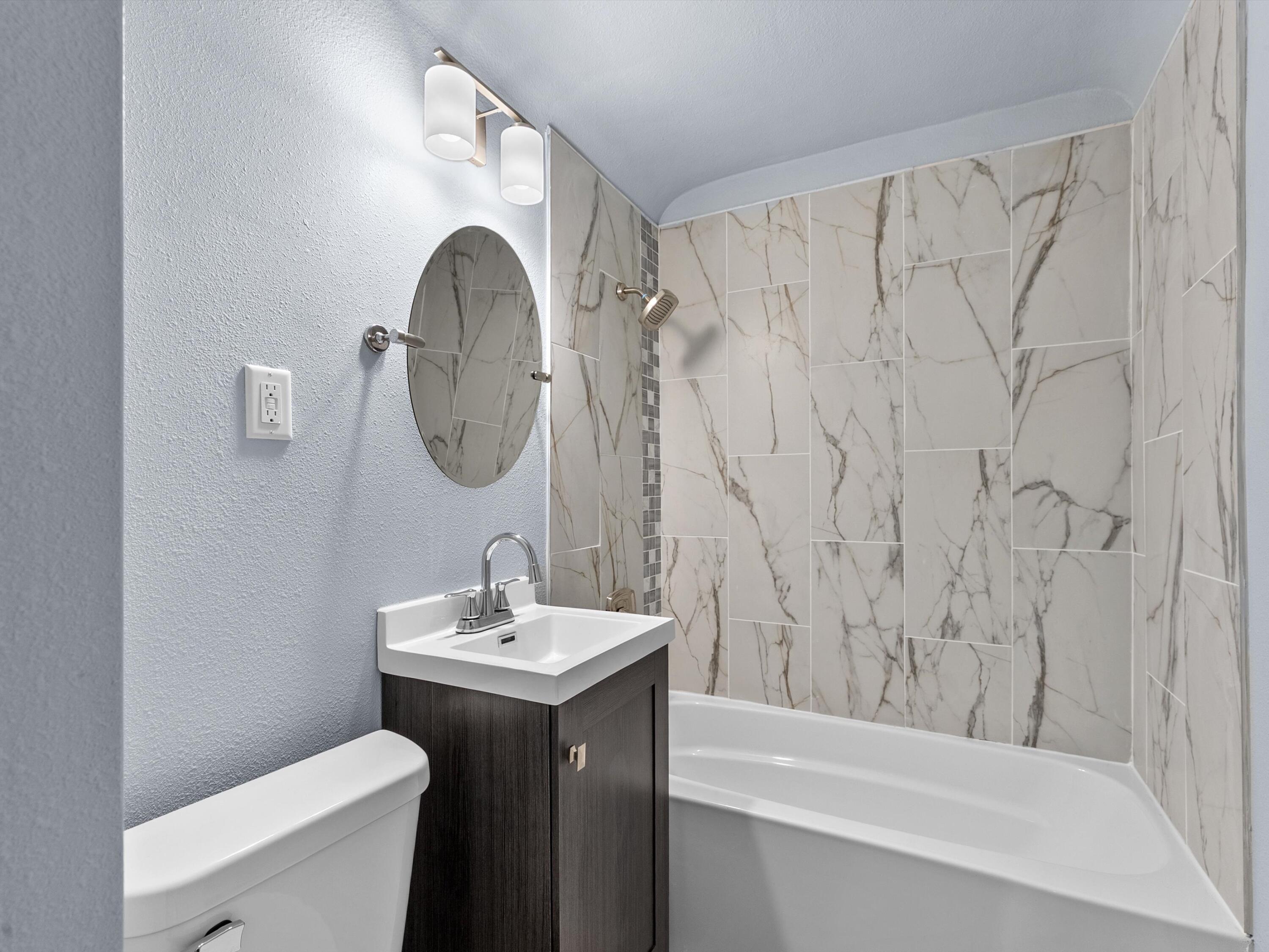 113 South 7th Avenue West Bend, WI 53095 - Photo 20 of 30 17-017_2660334_01624