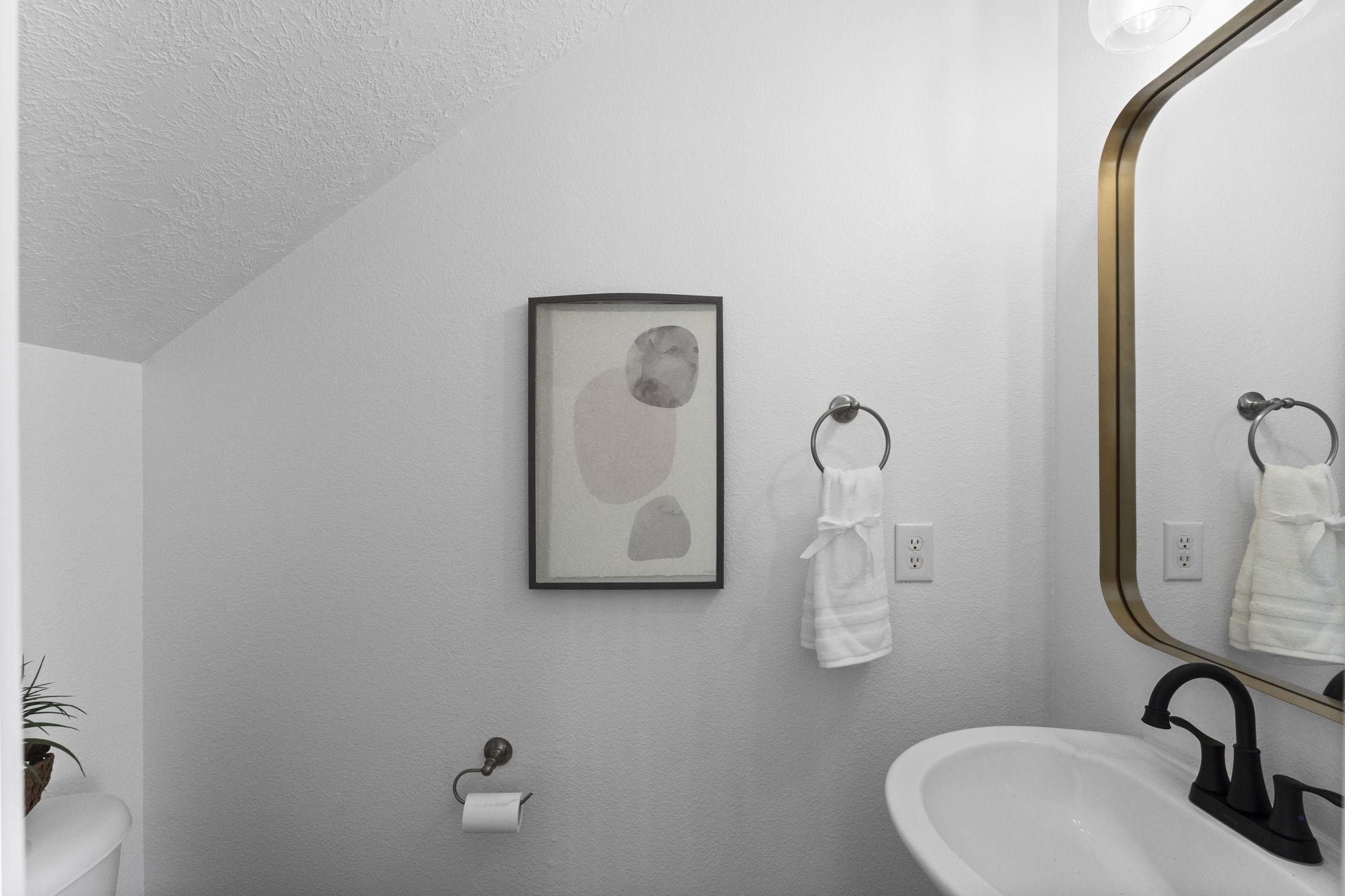 21418 Avalon Queen Drive Spring, TX 77379 - Photo 28 of 35 a bathroom with a sink and mirror with window