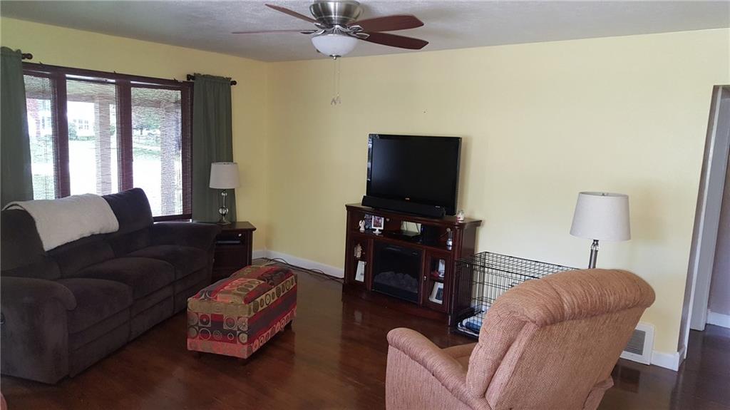 513 East Hartman Road Anderson, IN 46012 - Photo 8 of 19 Gallery Image 8