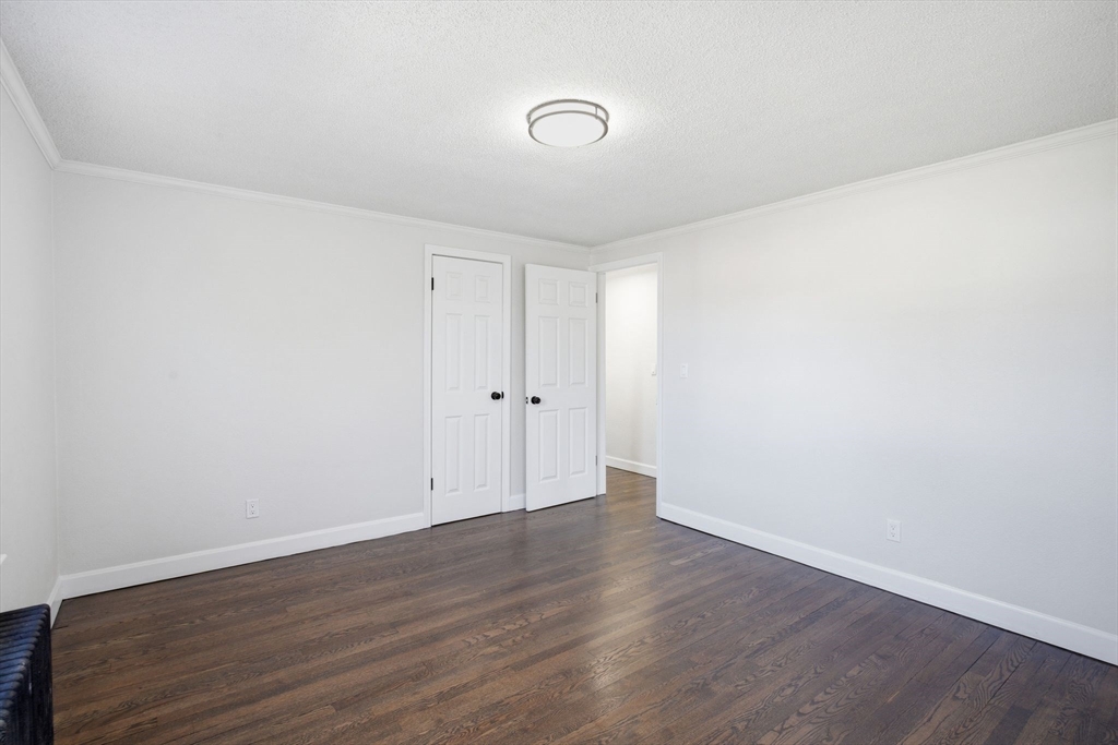 126 Windemere Street Springfield, MA 01104 - Photo 12 of 23