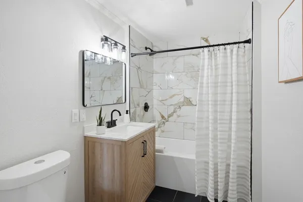 $319,900 | 126 Windemere Street, Springfield, MA 01104