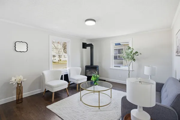 $319,900 | 126 Windemere Street, Springfield, MA 01104