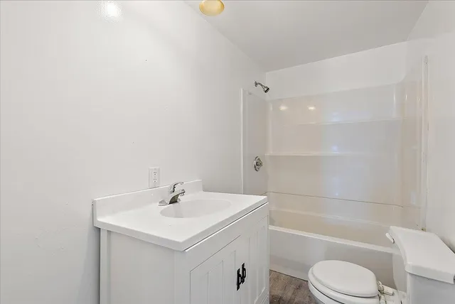 $234,900 | 1301 56th Street, Fennville, MI 49408