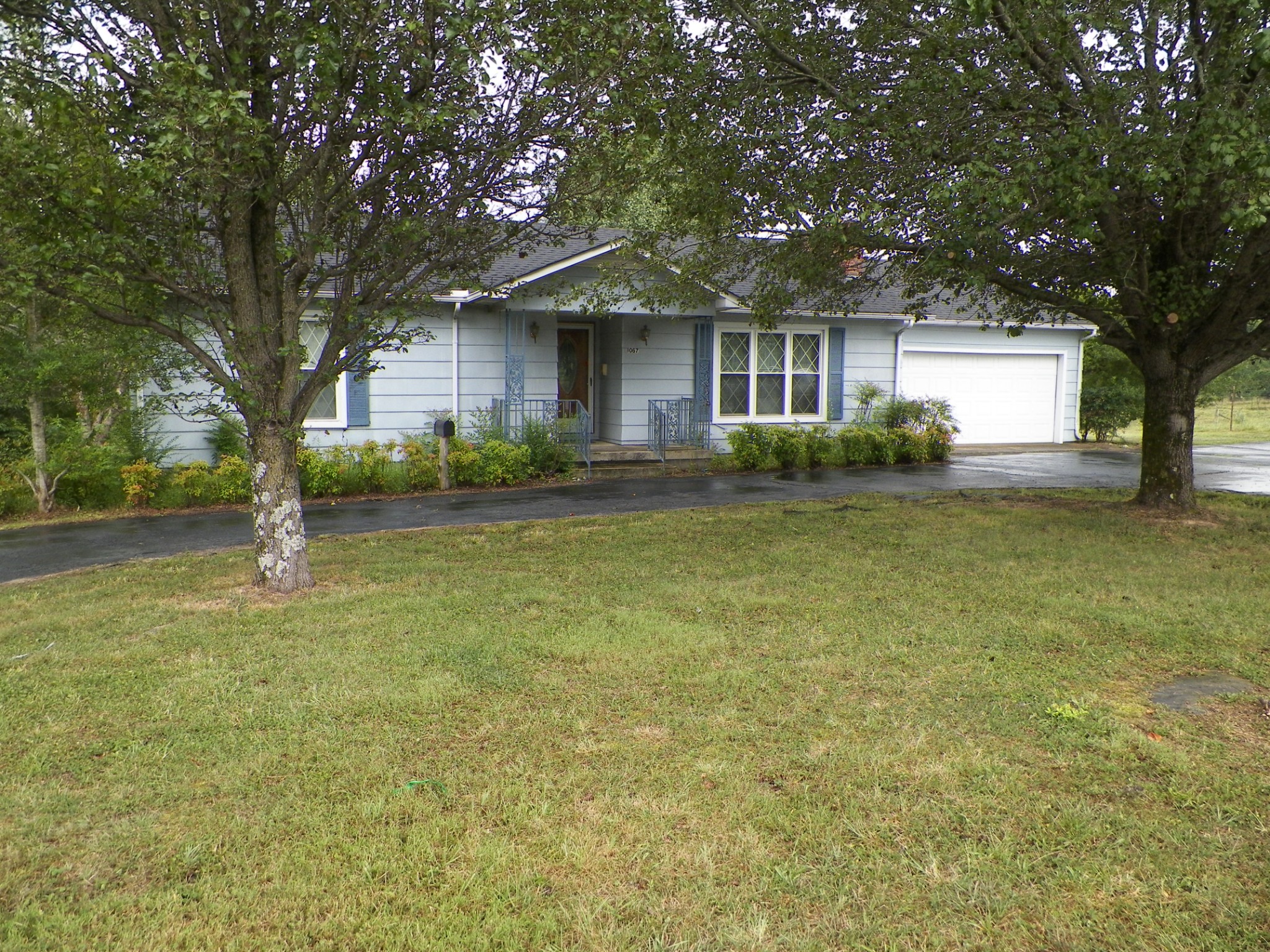 1067 Carthage Road Red Boiling Springs, TN 37150 - Photo 1 of 11