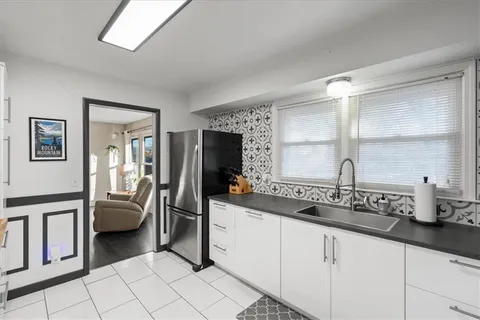 $299,000 | 611 East 90th Street, Kansas City, MO 64131