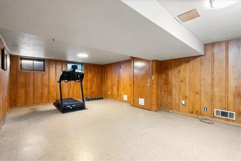 $299,000 | 611 East 90th Street, Kansas City, MO 64131