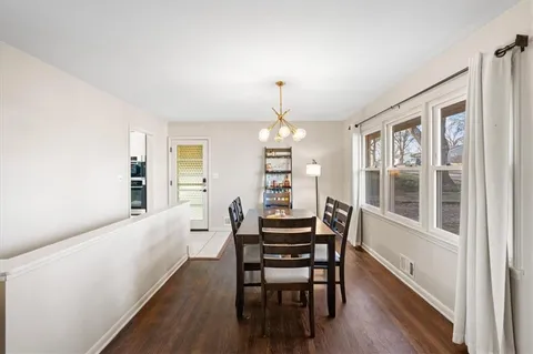 $299,000 | 611 East 90th Street, Kansas City, MO 64131