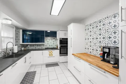 $299,000 | 611 East 90th Street, Kansas City, MO 64131