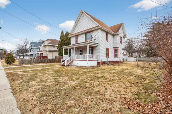 $199,900 | 1145 Prairie Avenue, Beloit, WI 53511