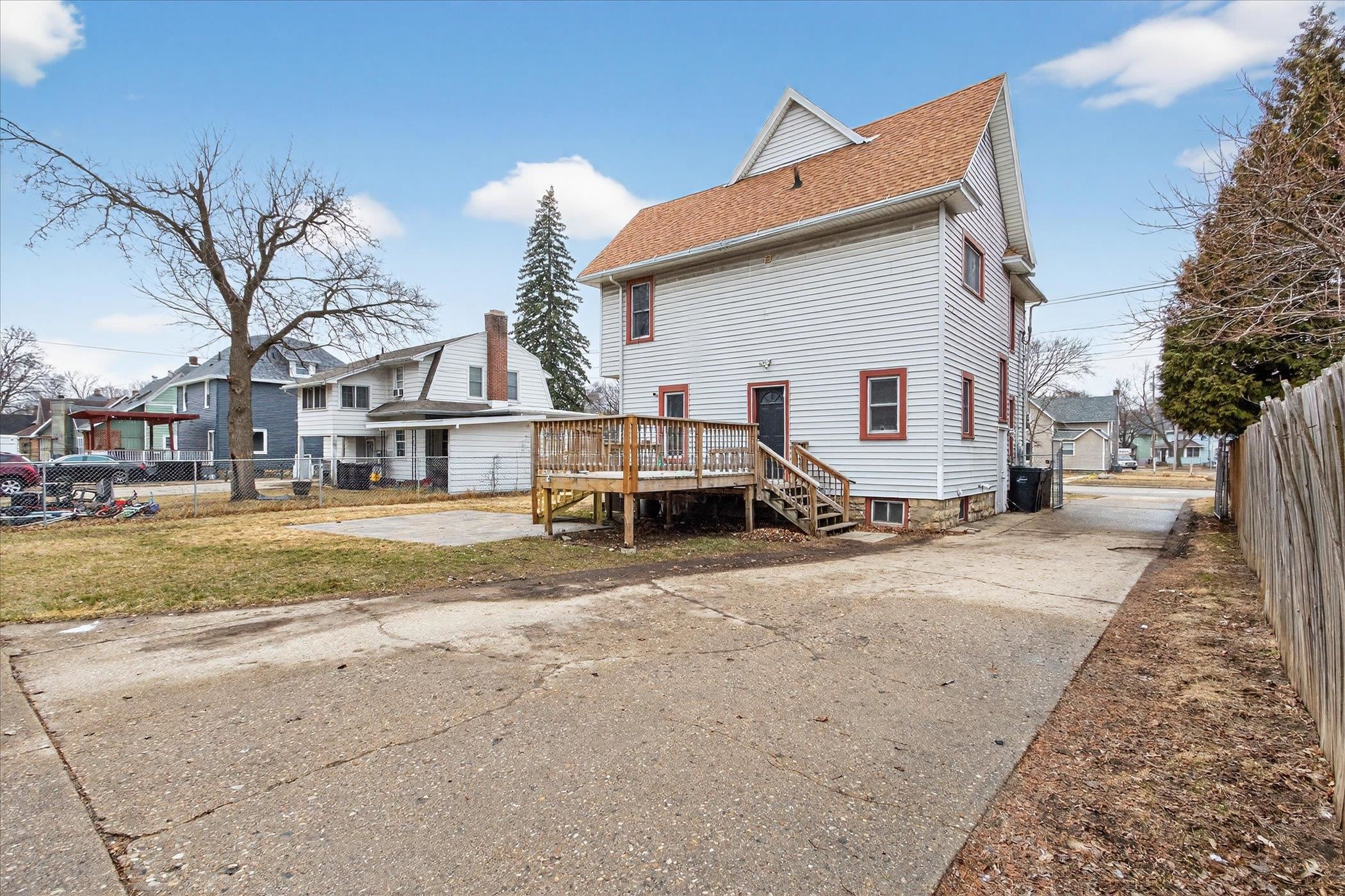 1145 Prairie Avenue Beloit, WI 53511 - Photo 40 of 45