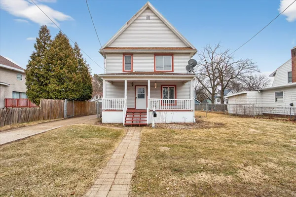 $199,900 | 1145 Prairie Avenue, Beloit, WI 53511