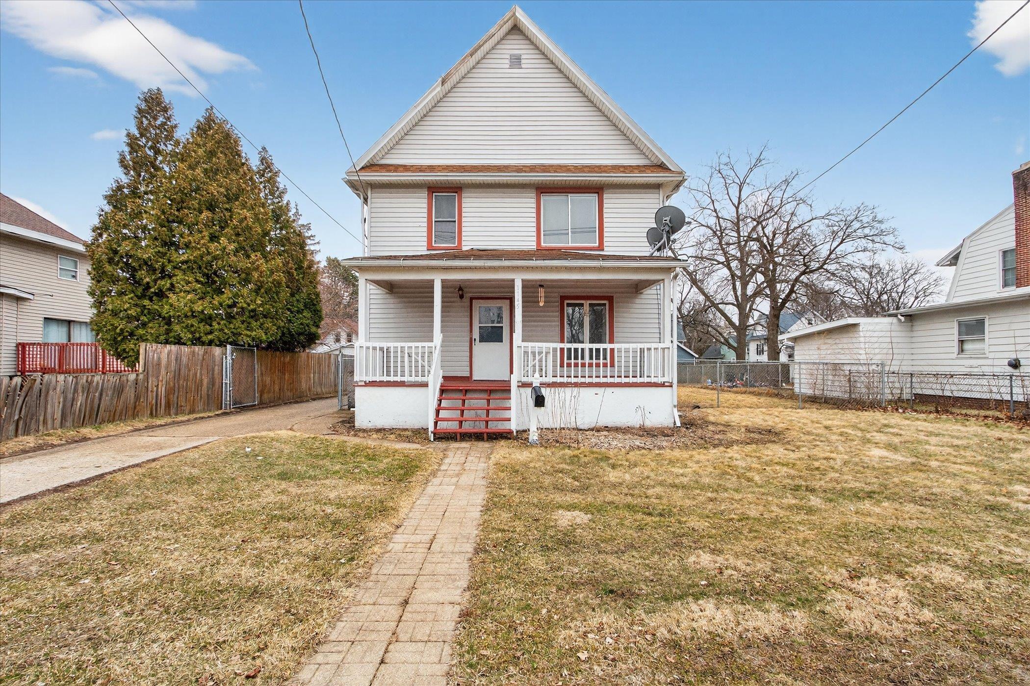 1145 Prairie Avenue Beloit, WI 53511 - Photo 4 of 45