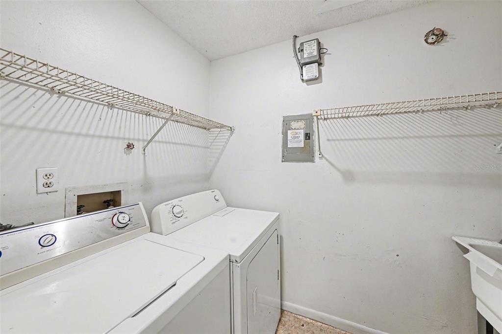 7104 Kirsch Court, Unit 1 New Port Richey, FL 34653 - Photo 17 of 31