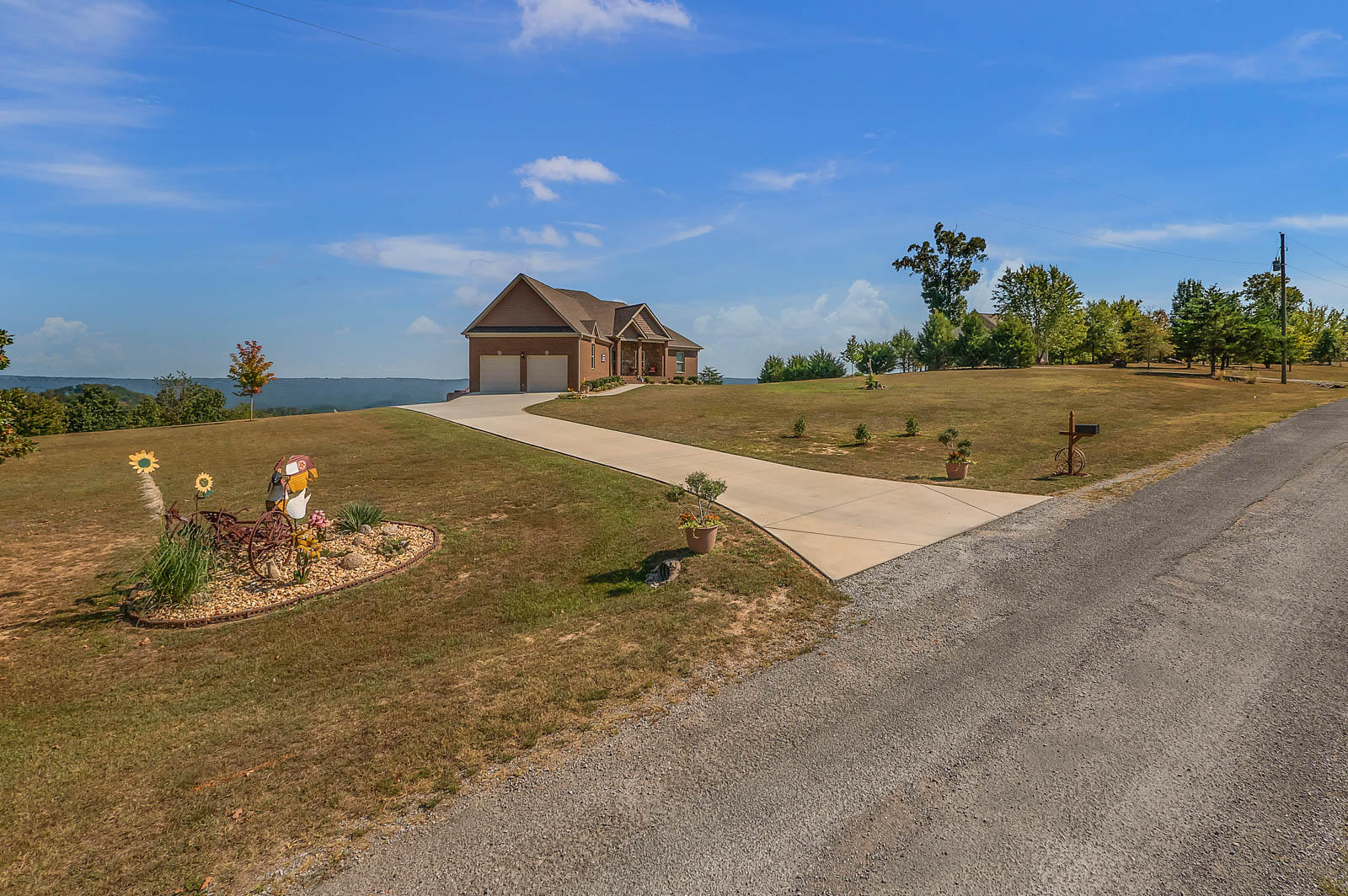 292 South Deer Run Road Trenton, GA 30752 - Photo 2 of 36 5- acres of prestine brow views