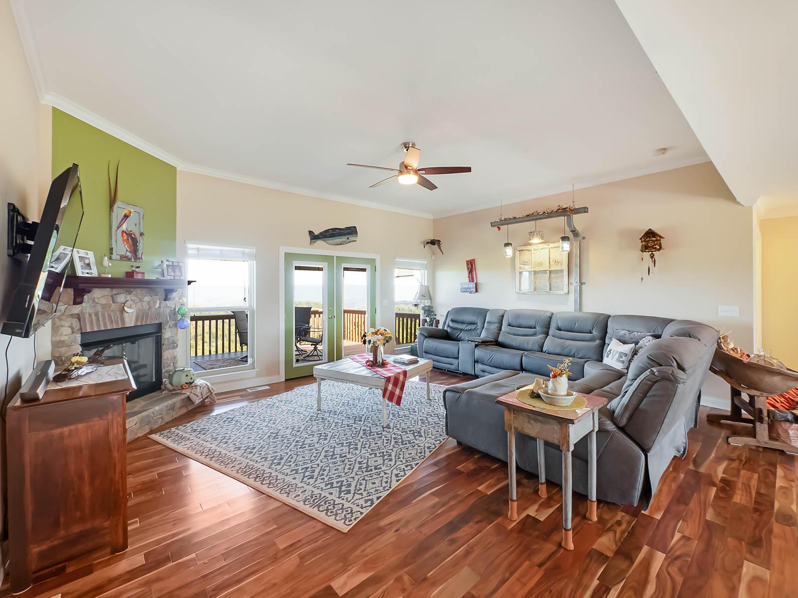 292 South Deer Run Road Trenton, GA 30752 - Photo 6 of 36 Open Living Room