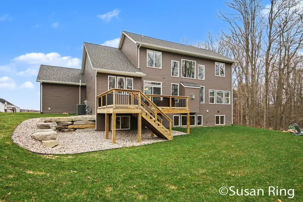 $874,900 | 7290 Crossridge Drive Southeast, Grand Rapids, MI 49512