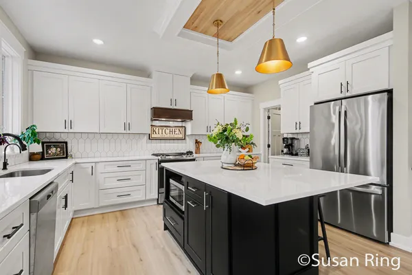 $874,900 | 7290 Crossridge Drive Southeast, Grand Rapids, MI 49512