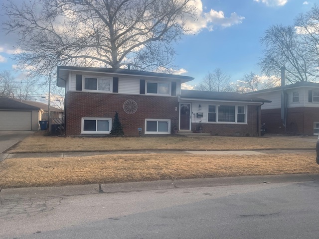 90 Peyton Drive Chicago Heights, IL 60411 - Photo 3 of 4