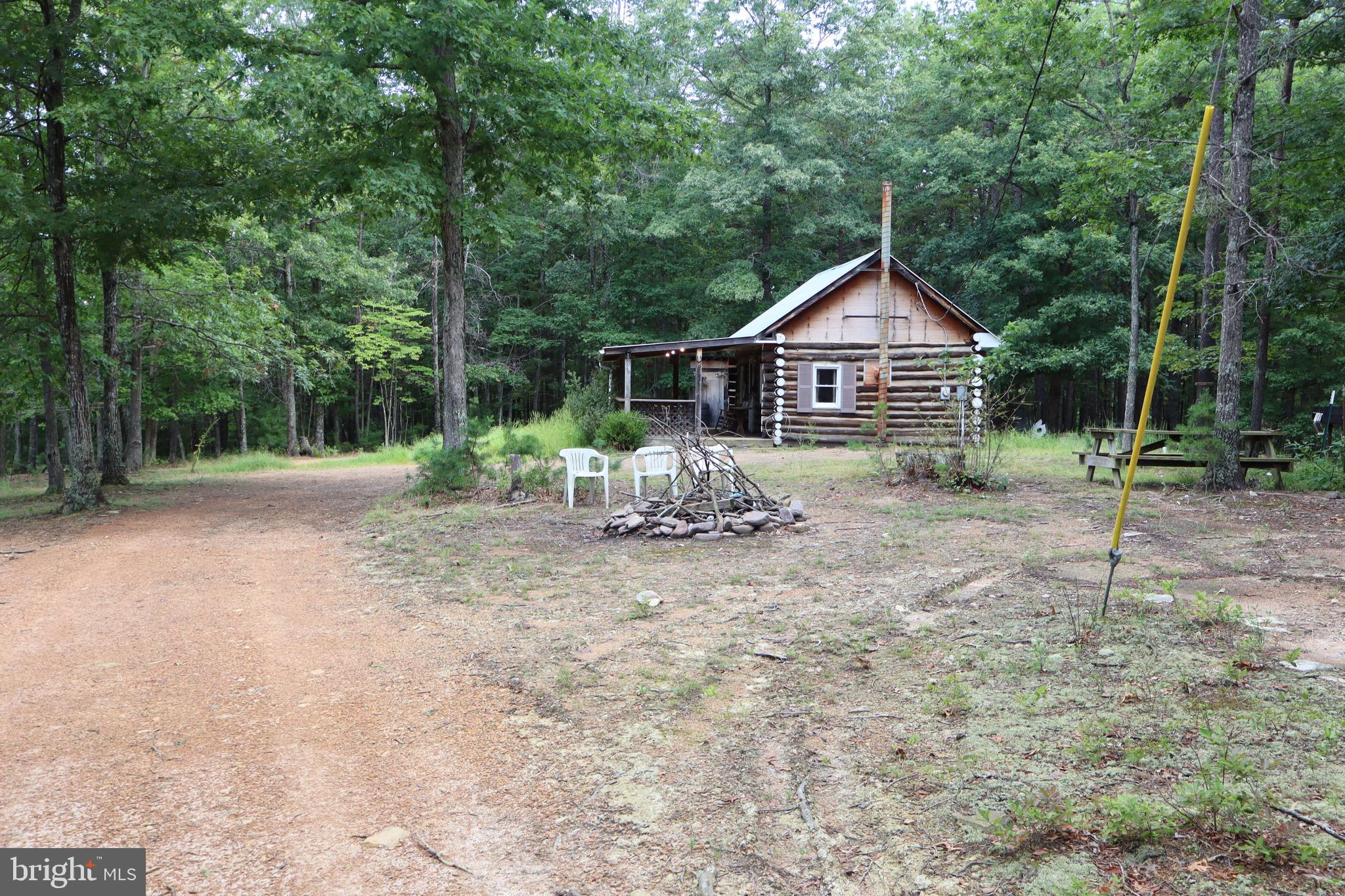 a view of house and outdoor space