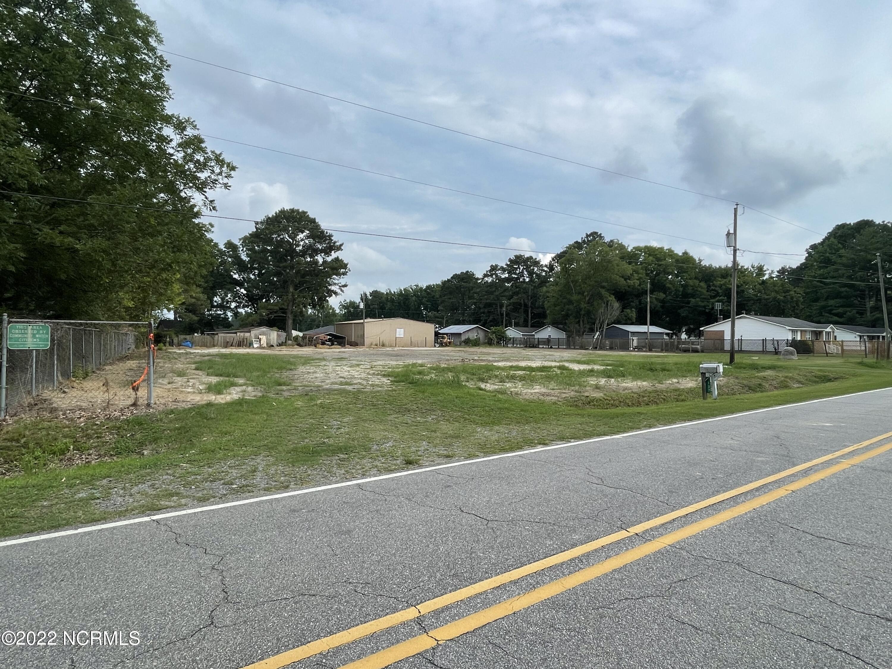 1126 Hopkins Road Williamston, NC 27892 - Photo 7 of 7 Front
