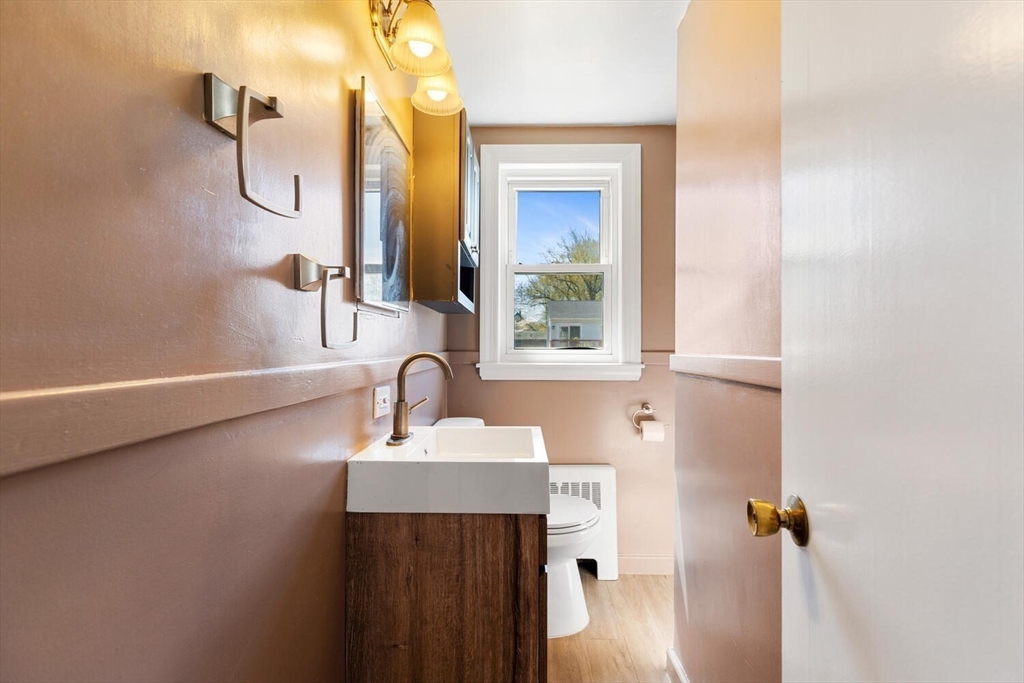 61 Bay State Road Melrose, MA 02176 - Photo 15 of 28 Gallery Image 15