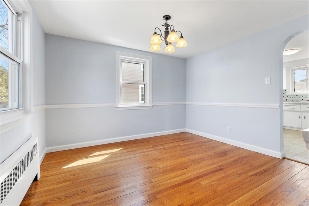 61 Bay State Road Melrose, MA 02176 - Photo 7 of 28 Gallery Image 7