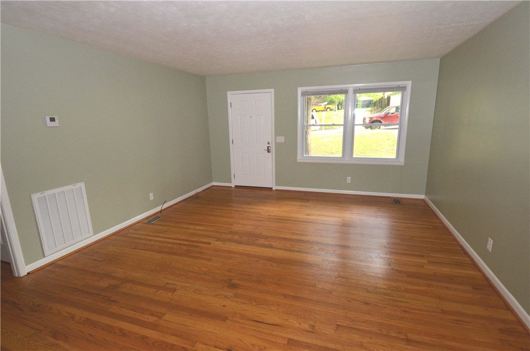 1036 Old Mill Road Auburn, AL 36830 - Photo 6 of 21 Gallery Image 6