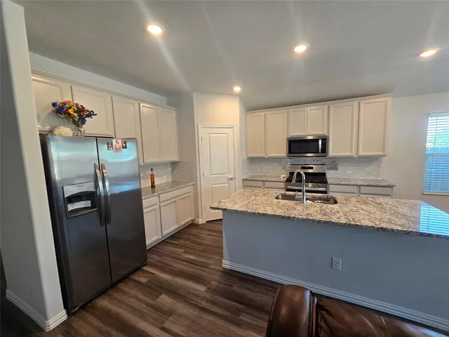 $2,250 | 444 Ella Lane, Fate, TX 75087