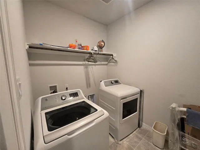 $2,250 | 444 Ella Lane, Fate, TX 75087