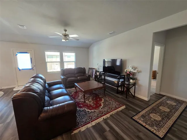 $2,250 | 444 Ella Lane, Fate, TX 75087