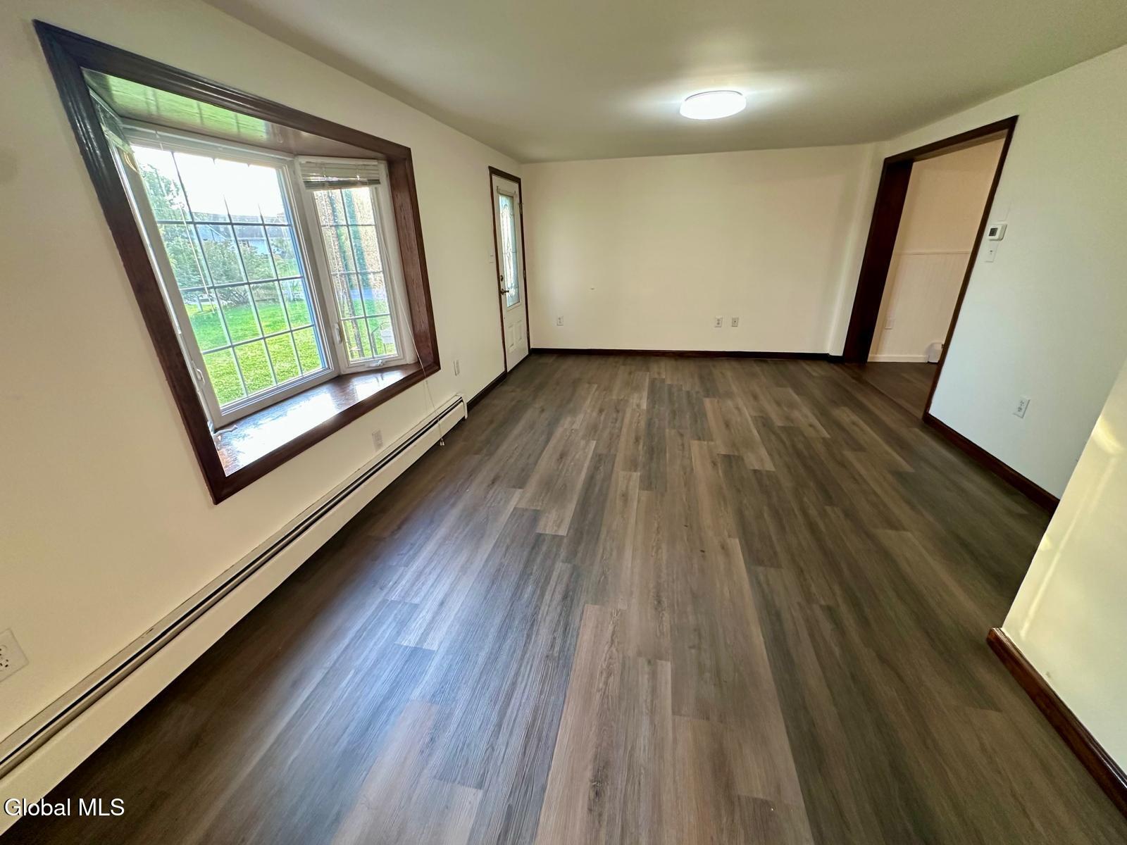 229 Middletown Road Waterford, NY 12188 - Photo 16 of 50 6b0a054f-3818-4bc7-87b4-67bd801dd03c