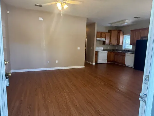 $1,425 | 2757 Kennedy Drive, Tallahassee, FL 32310