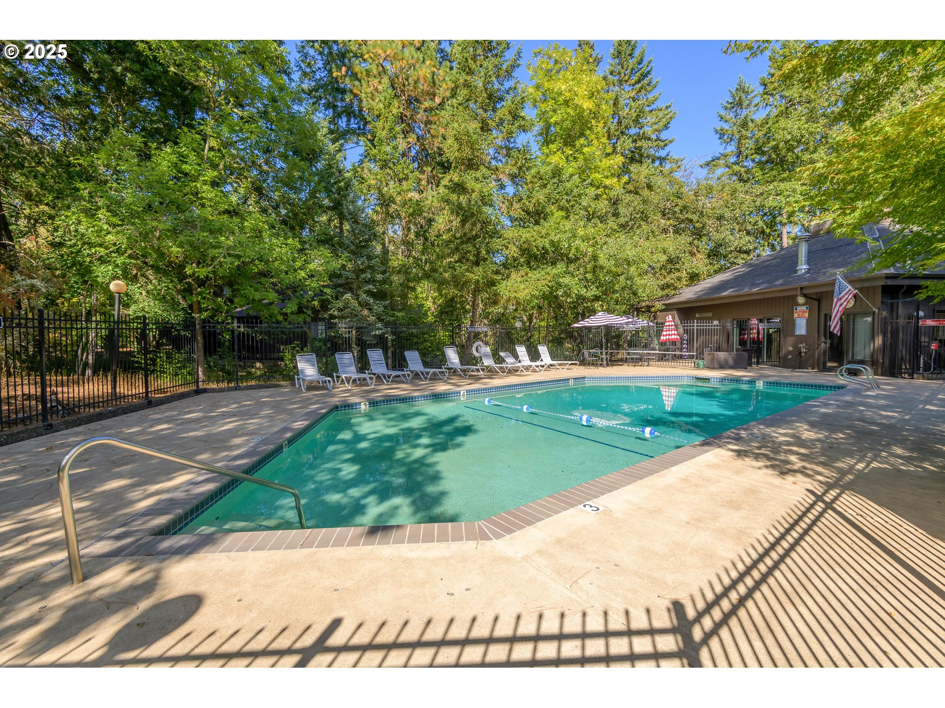 113 Westbrook Way Eugene, OR 97405 - Photo 33 of 37