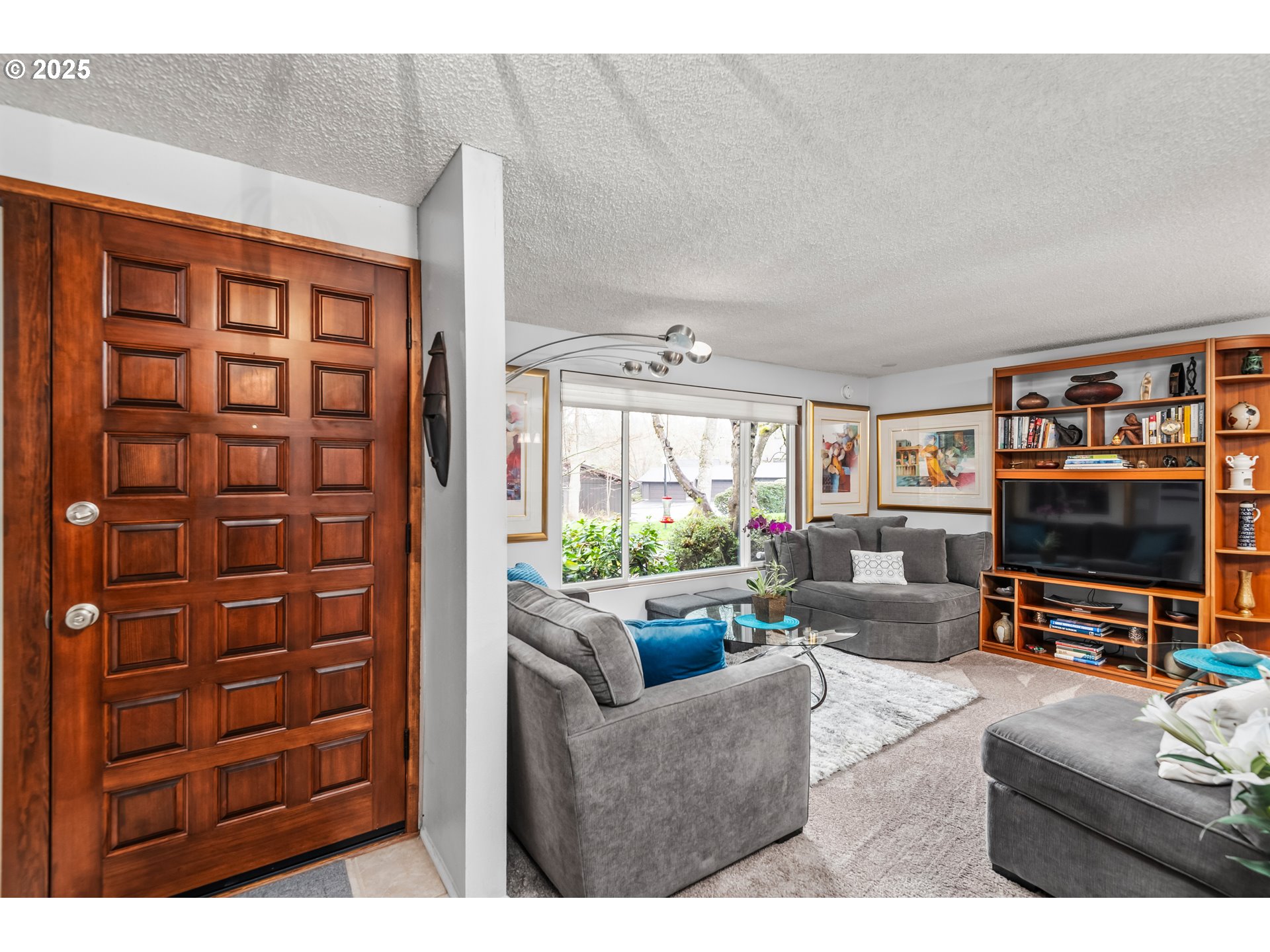 113 Westbrook Way Eugene, OR 97405 - Photo 4 of 37