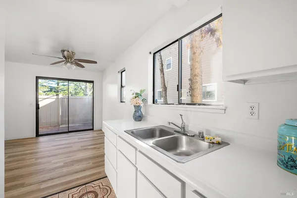 $340,000 | 2123 West Steele Lane, Santa Rosa, CA 95403