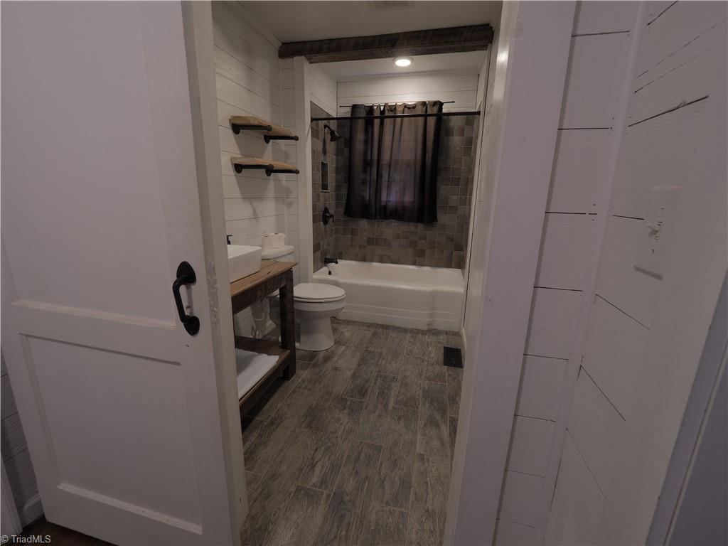 4141 Siloam Road Dobson, NC 27017 - Photo 16 of 38 Gallery Image 16