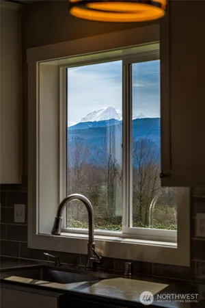 $569,900 | 125 Ridgeview Street, Sumas, WA 98295