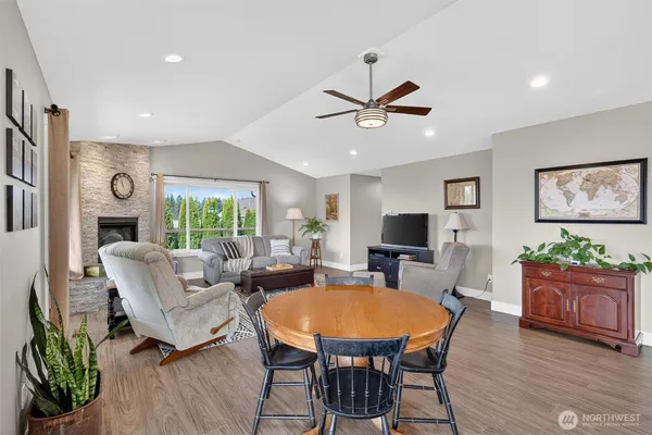 $569,900 | 125 Ridgeview Street, Sumas, WA 98295