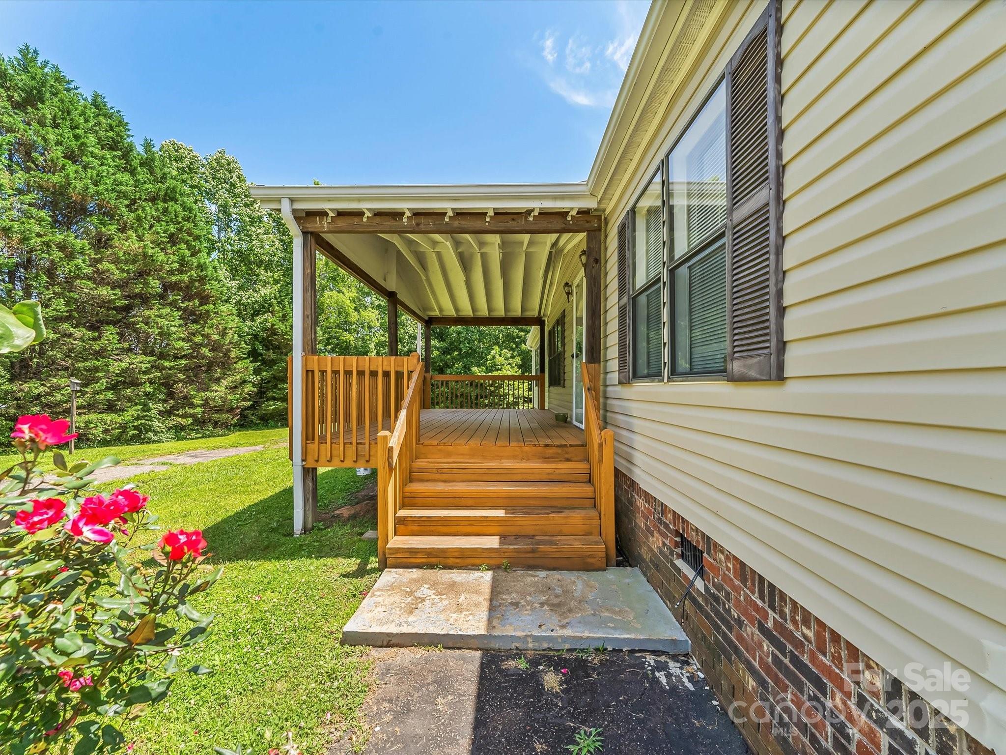 4591 Scott Road Morganton, NC 28655 - Photo 5 of 26 Gallery Image 5