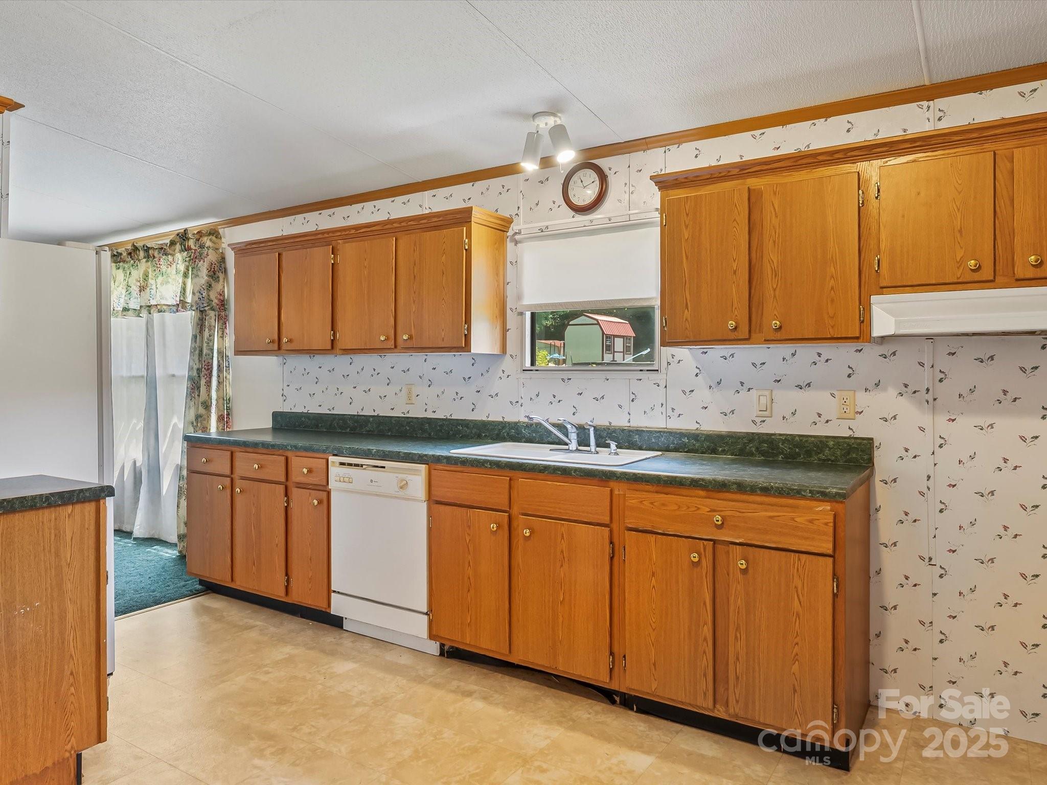 4591 Scott Road Morganton, NC 28655 - Photo 10 of 26 Gallery Image 10