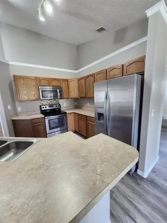 $2,100 | 2617 Athens Drive, Leesburg, FL 34748