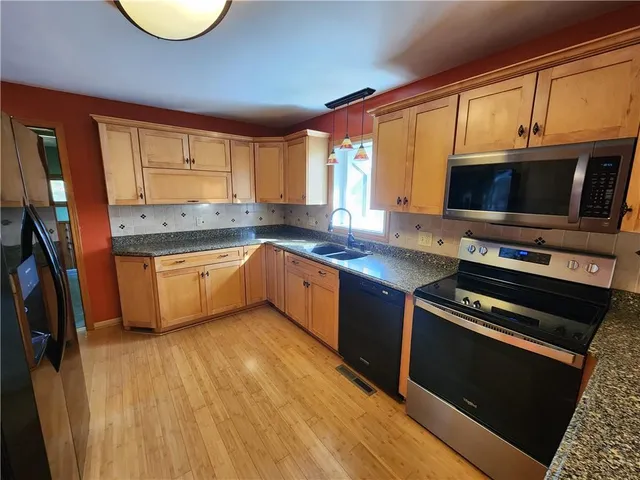 $235,000 | 3901 St Joseph Avenue, St. Joseph, MO 64505