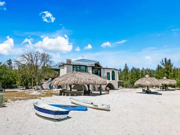 $3,899,000 | 1557 Long Beach Drive, Big Pine Key, FL 33043