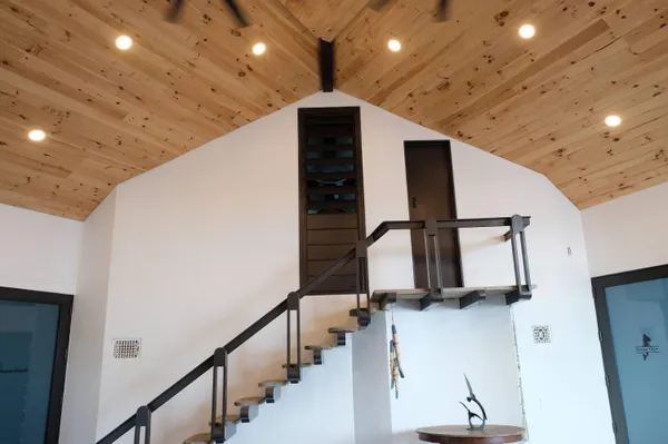 $3,899,000 | 1557 Long Beach Drive, Big Pine Key, FL 33043