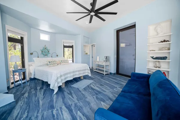 $3,899,000 | 1557 Long Beach Drive, Big Pine Key, FL 33043