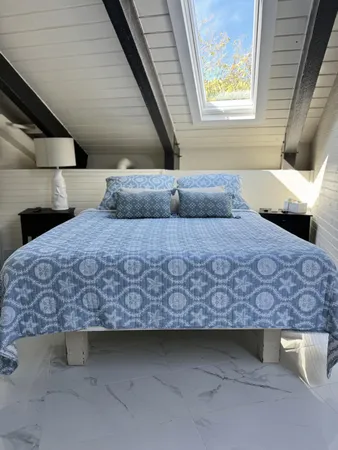 $3,899,000 | 1557 Long Beach Drive, Big Pine Key, FL 33043