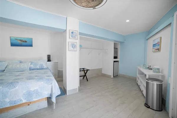 $3,899,000 | 1557 Long Beach Drive, Big Pine Key, FL 33043